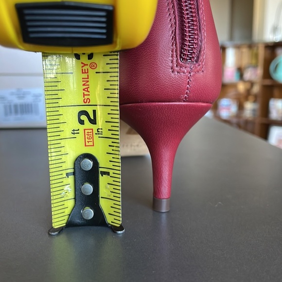 BRAND NEW Alexandre Birman Red Kittie Bootie - Picture 6 of 15